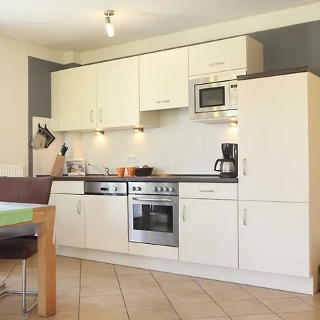 Haus Undine 04 Apartment *
