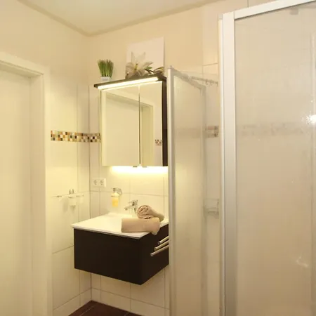 Haus Undine 04 Daire Boltenhagen (Ostseebad)